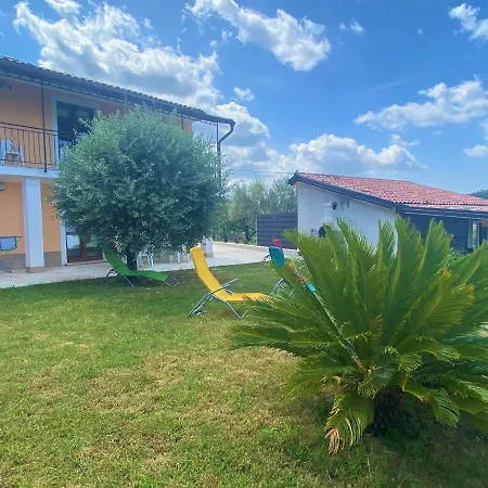 Fiore アパート *